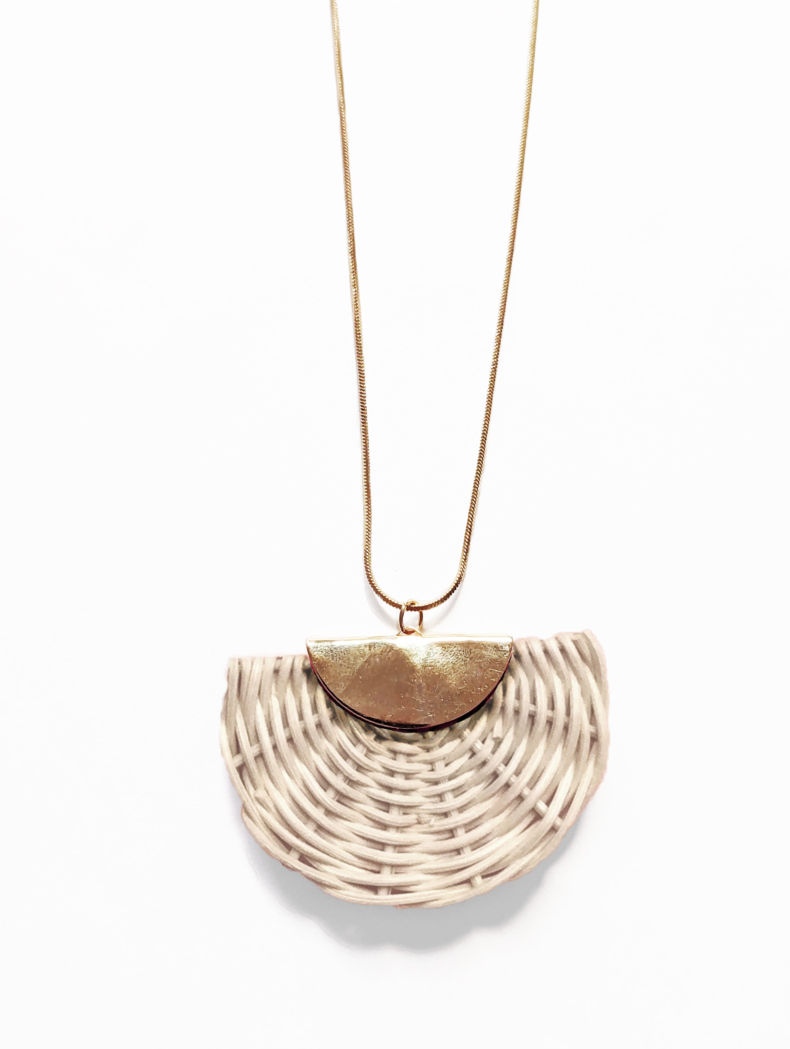 Collar Daniela de mimbre grande