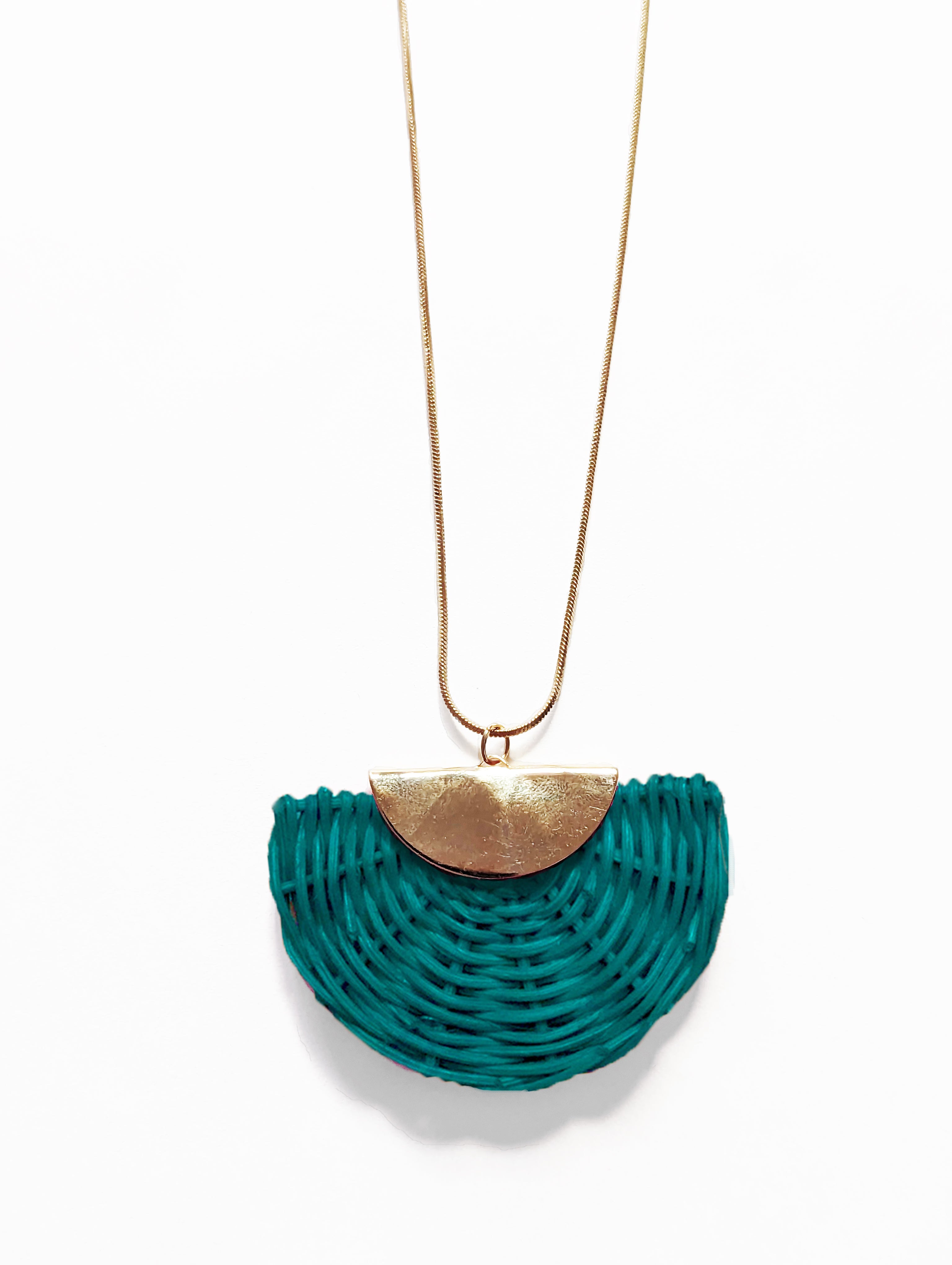 Collar Daniela de mimbre grande