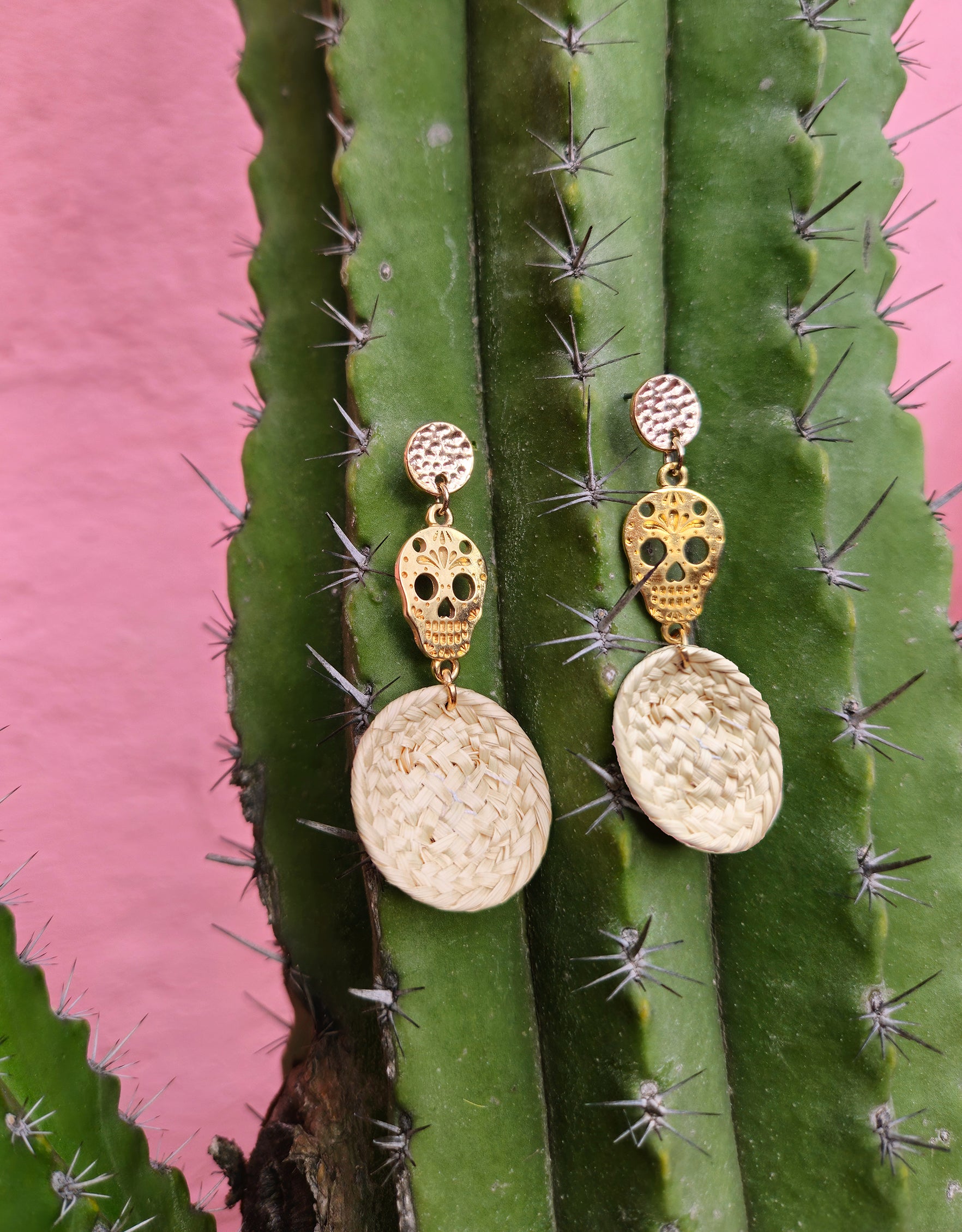 Aretes Calavera redondos