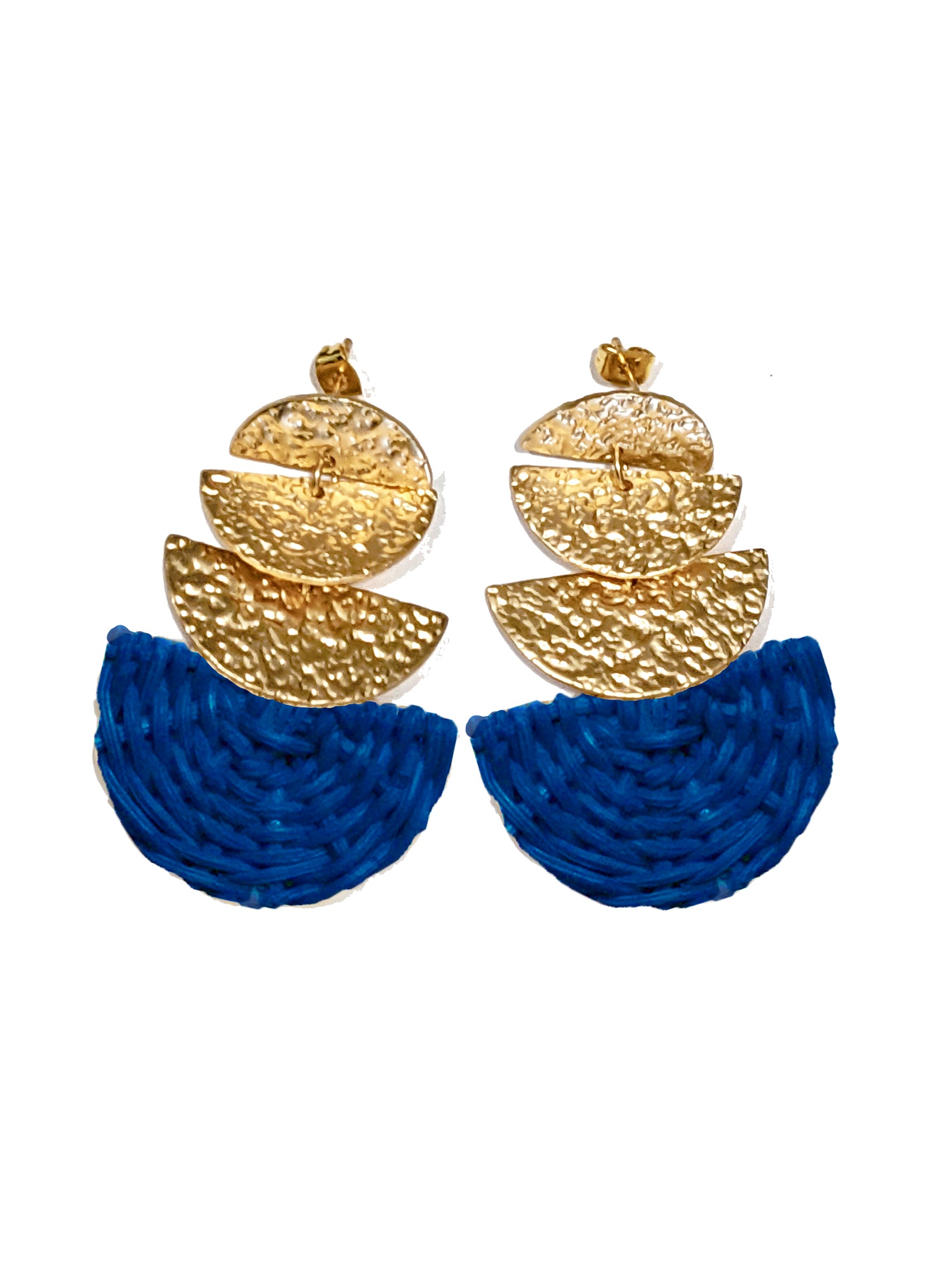 Aretes July