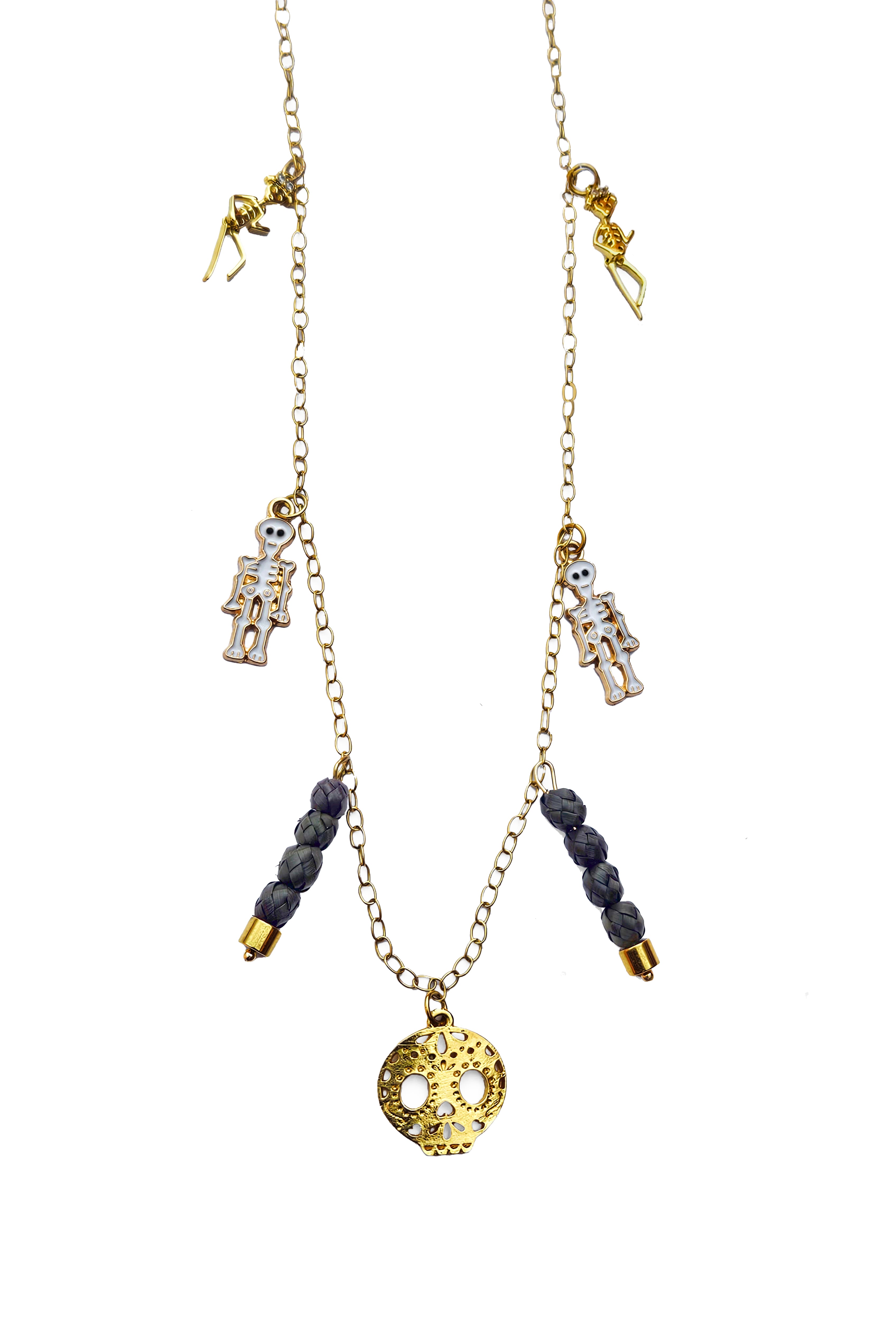 Collar Calaveras y tejidos