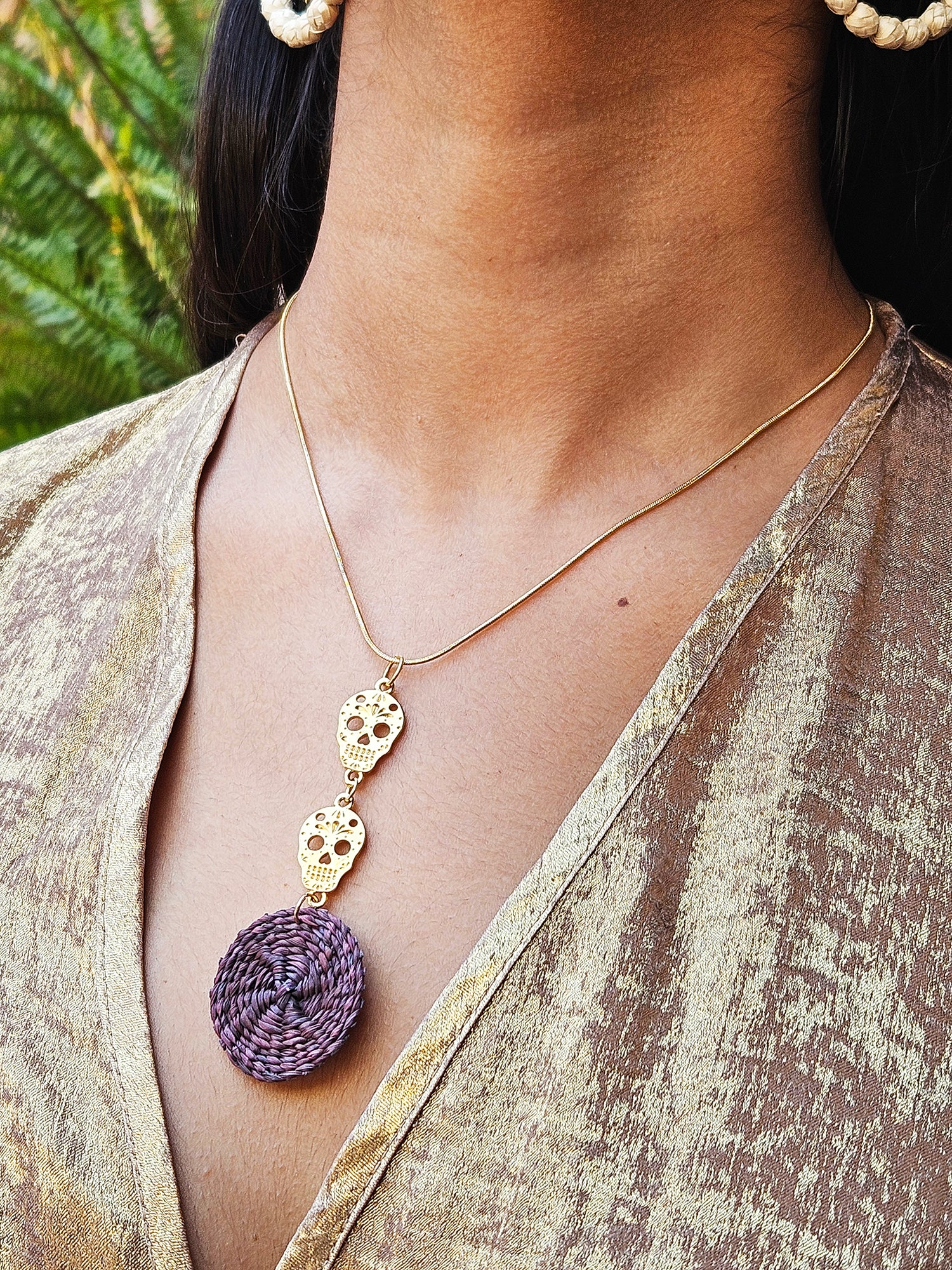 Collar Calaveras Verticales