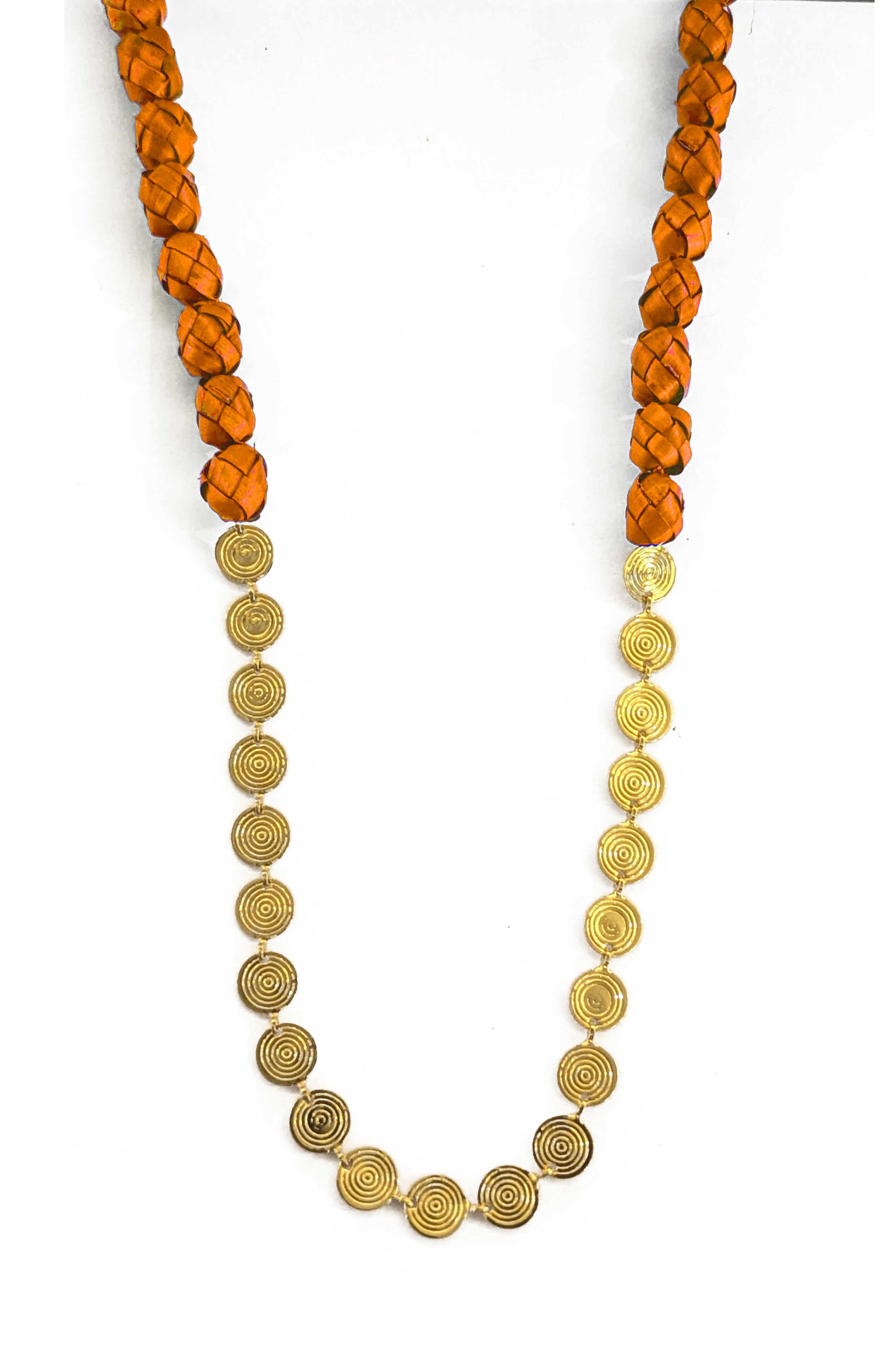 Collar Isa