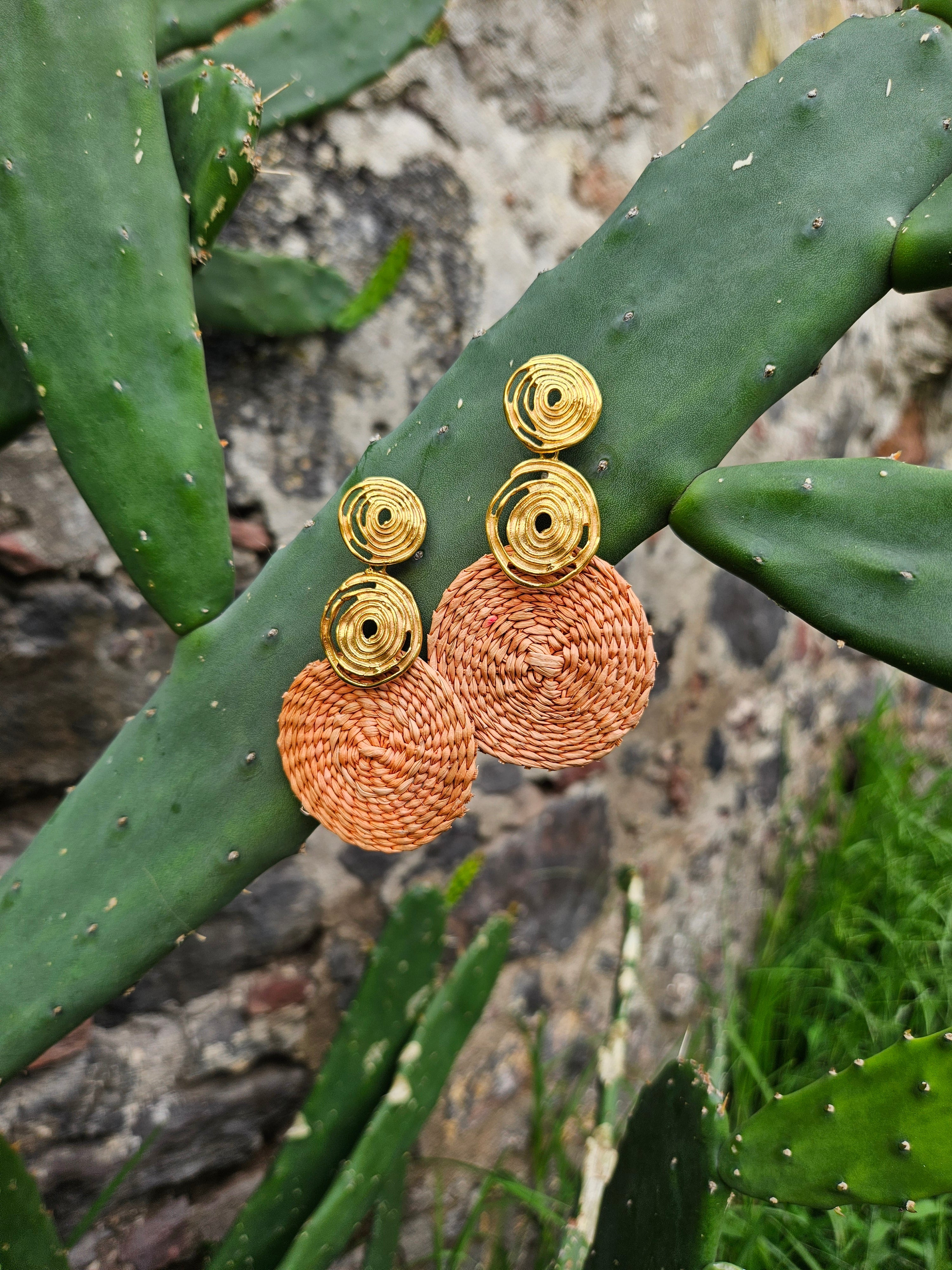 Aretes