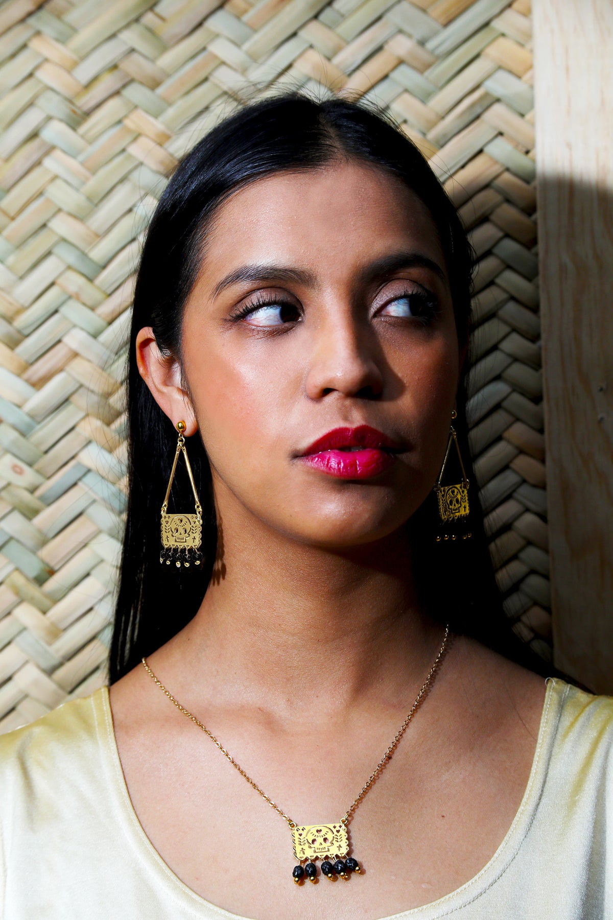 Collar Papel Picado oro