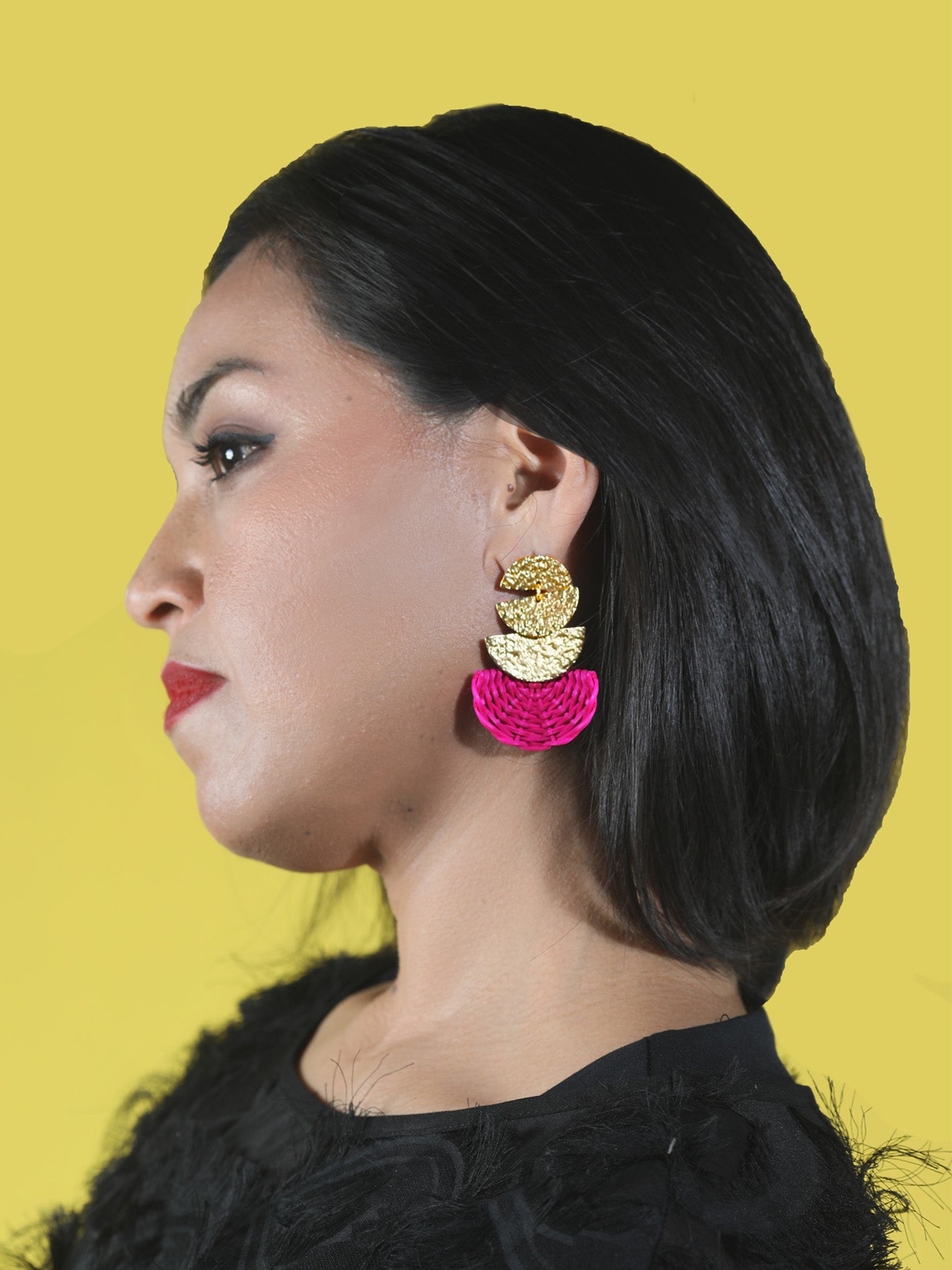 Aretes July de mimbre