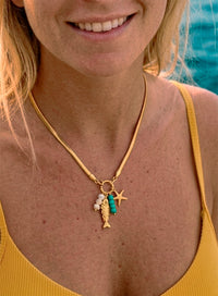 Collar Pez Dorado mediano
