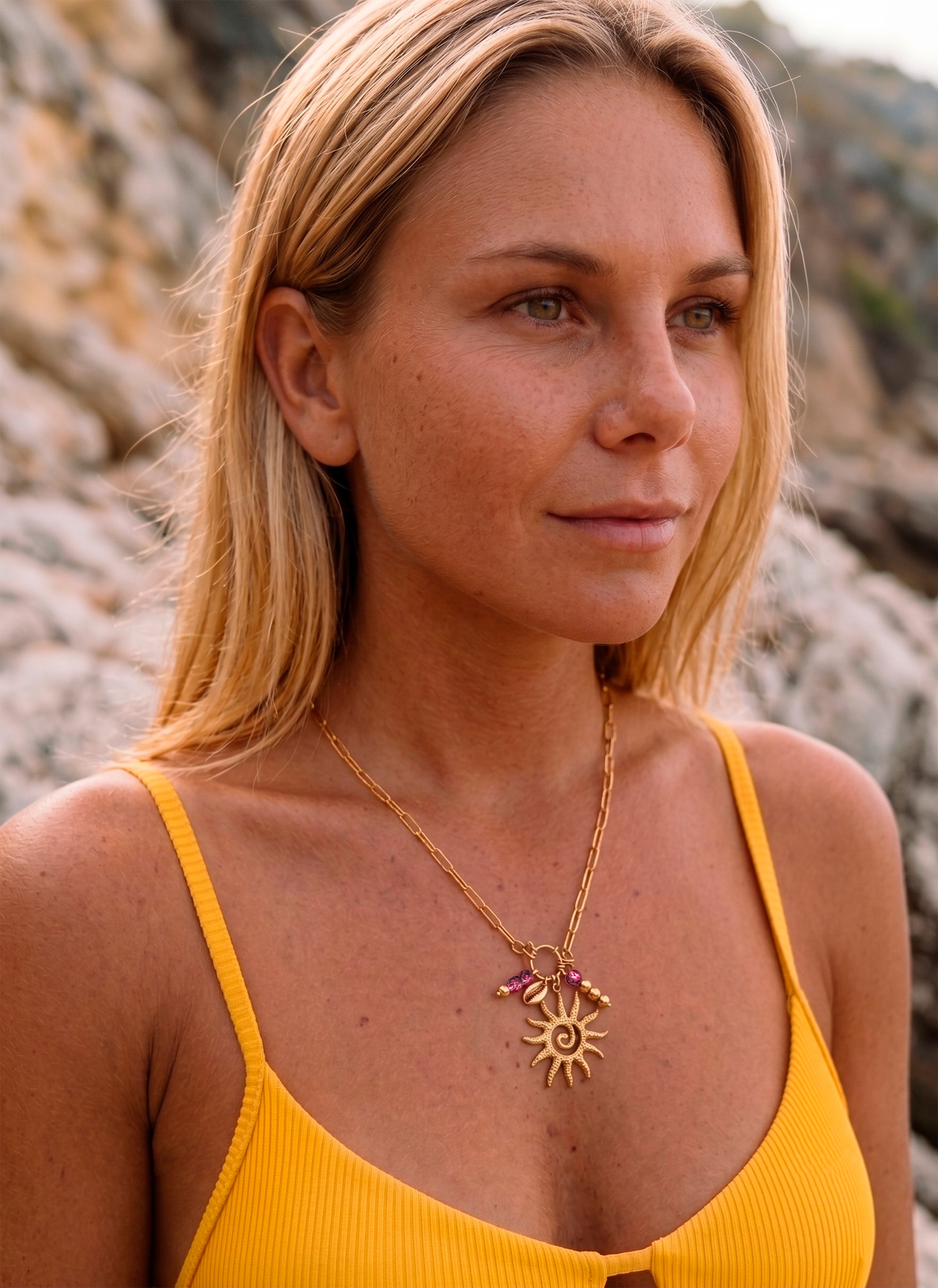 Collar Sol